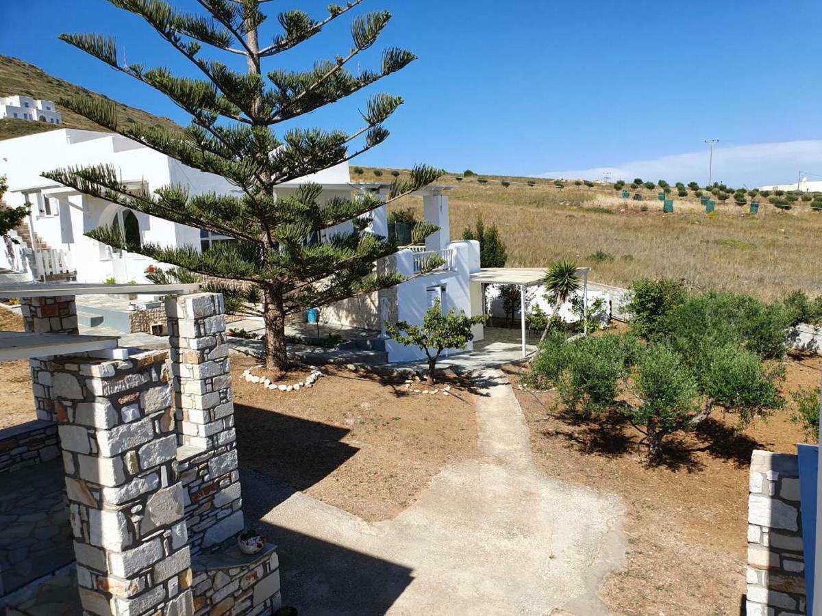 Anthoula'S Sea View Apartment Piso Livadi Exterior foto